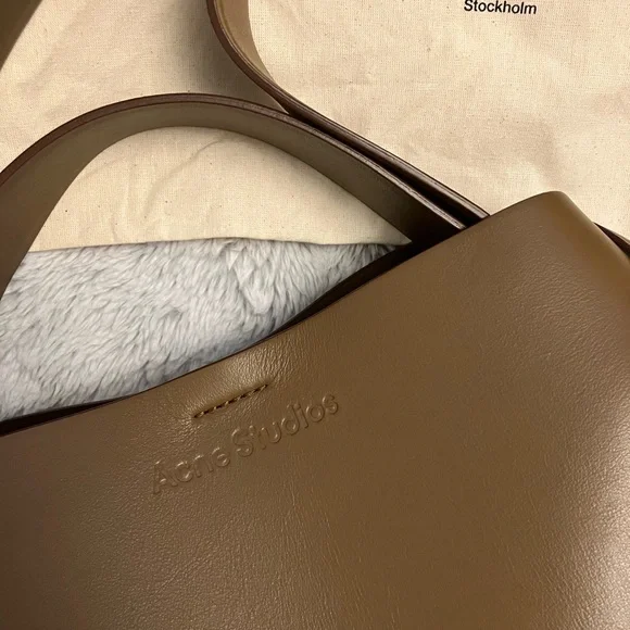 Acne Studios Tan Leather Shoulder Bag - Picture 2 of 9